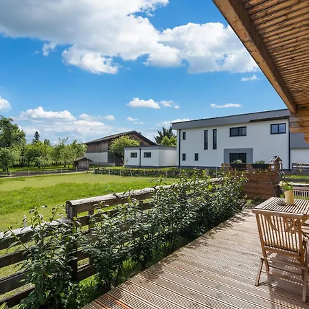 Cosy Holiday In Finkenstein Near Lake Ledenitzen
